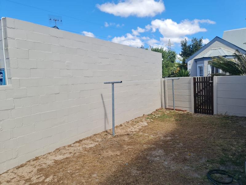 To Let 2 Bedroom Property for Rent in Oakglen Western Cape